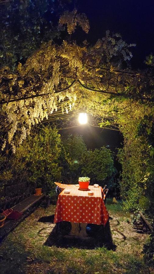 La Locanda Dei Cavalieri Affittacamere Lugagnano Val d'Arda المظهر الخارجي الصورة