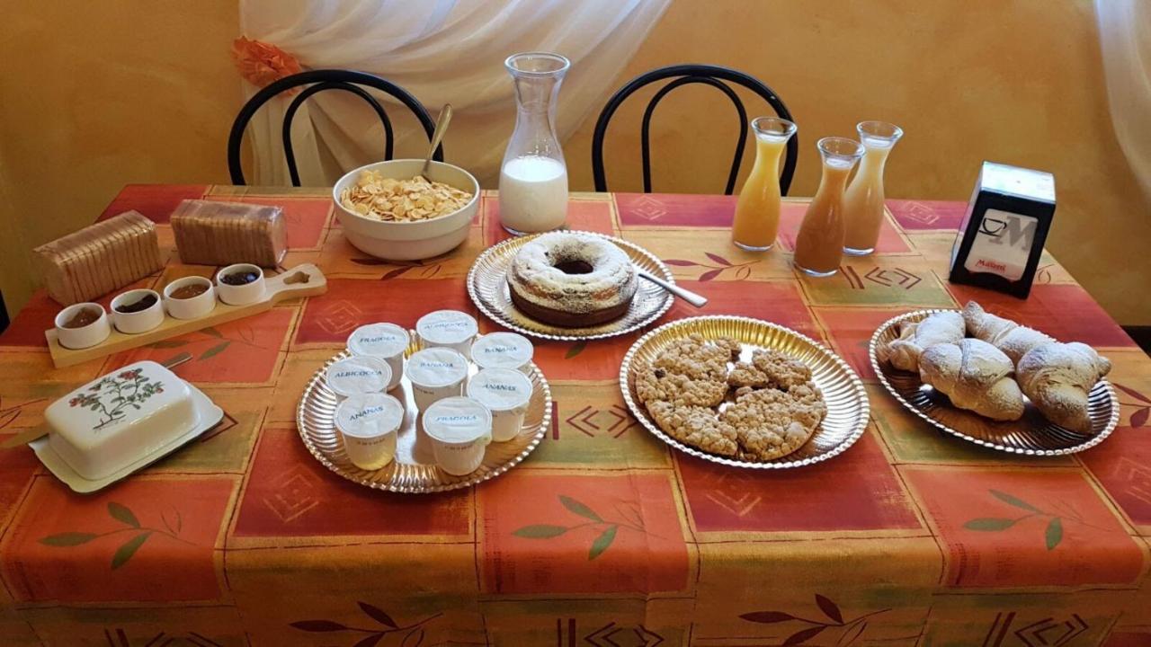 La Locanda Dei Cavalieri Affittacamere Lugagnano Val d'Arda المظهر الخارجي الصورة
